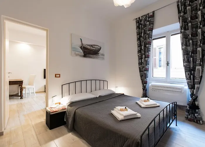 Rome As You Feel - Teatro Valle Apartment